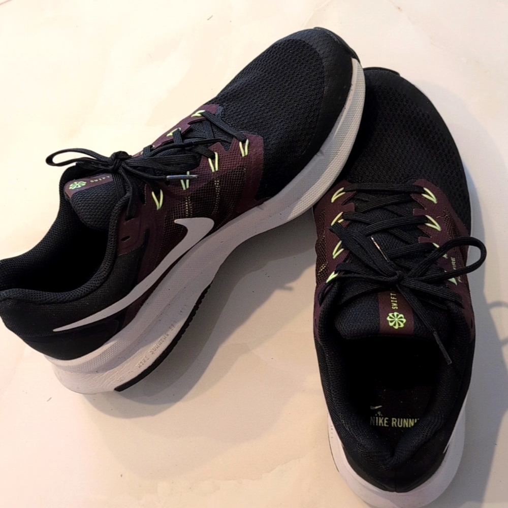 Nike Run Swift 3 Athletic Sneakers
